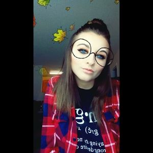 Meet your Posher, Mackenzie